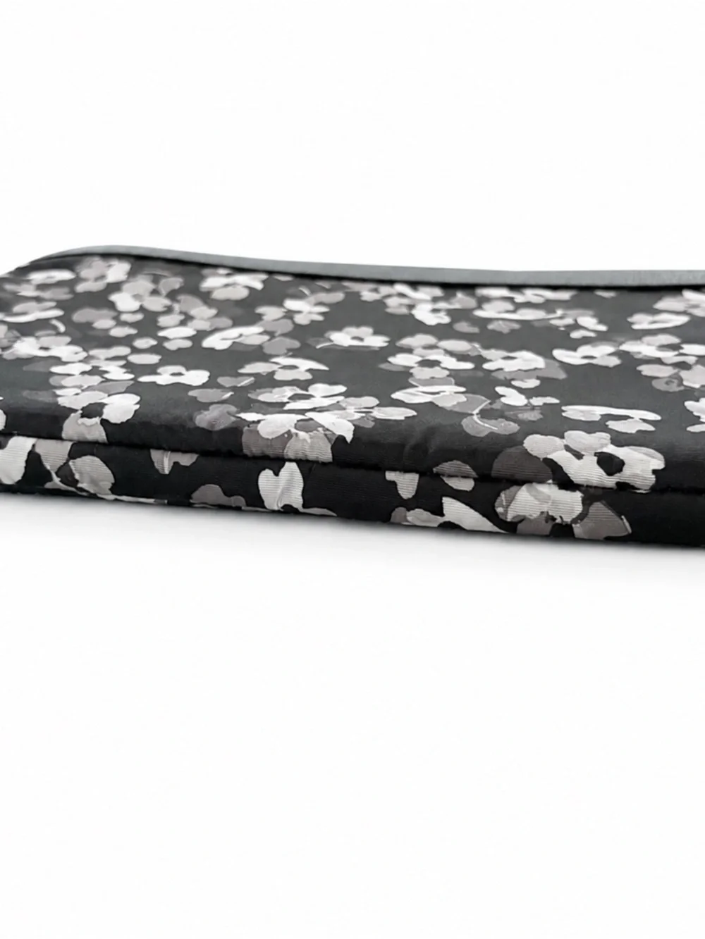 Kate Spade Grove Street Floral Laptop Sleeve Blue Leather 13”
